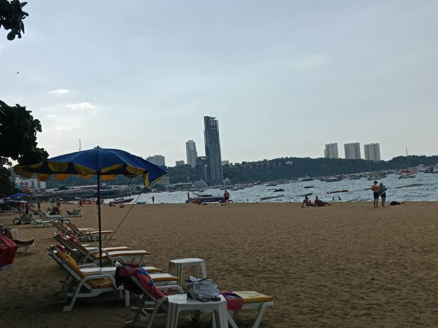 The One Hotel Pattaya Exterior foto